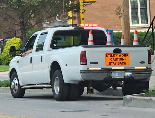 Utility Work Stay Back Magnet